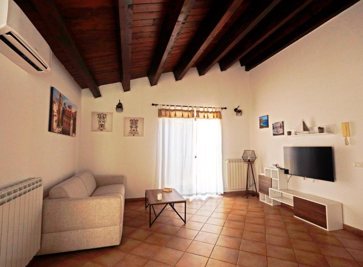 Appartamento La Casa Di Filippo Palermo Esterno foto