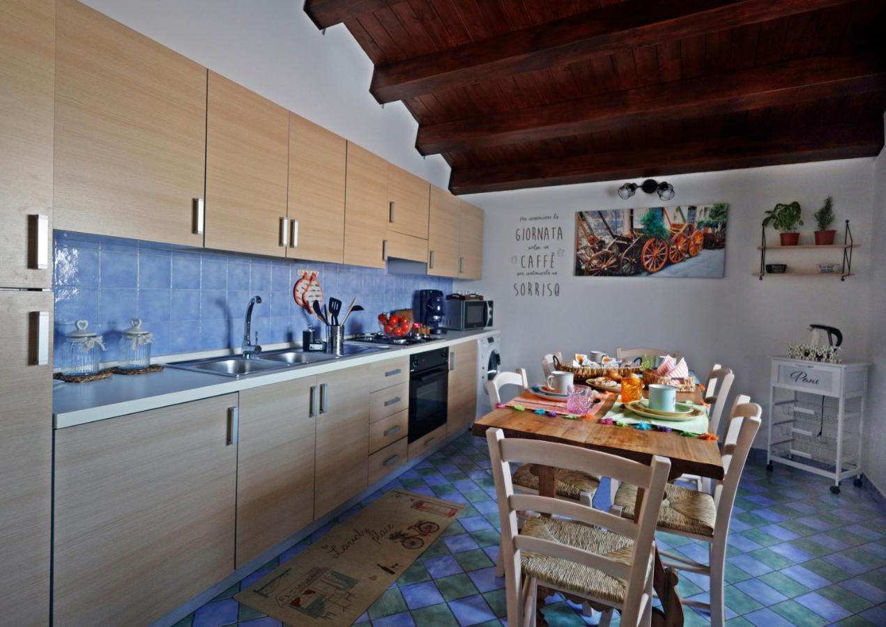 Appartamento La Casa Di Filippo Palermo Esterno foto